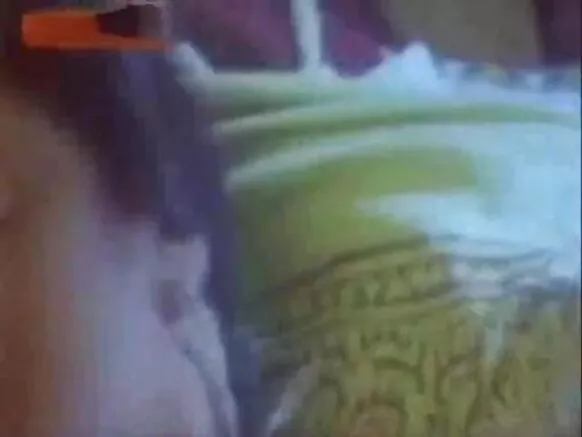 Gbona Indian ogbo ni gbese aunty gbiyanju lati ni itẹlọrun rẹ onibara ni hotẹẹli.