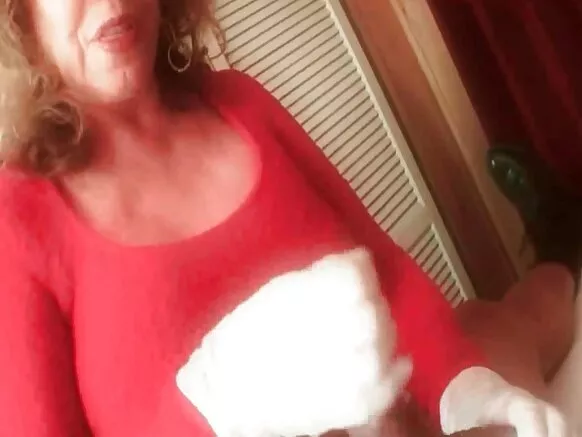 Idọti handjob lati Oyan Mama sọrọ hentai iya ati ọmọbinrin.