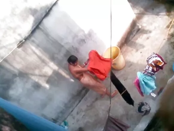 Ede Bengali Cougar Mama Old Foot Bathroom Video.