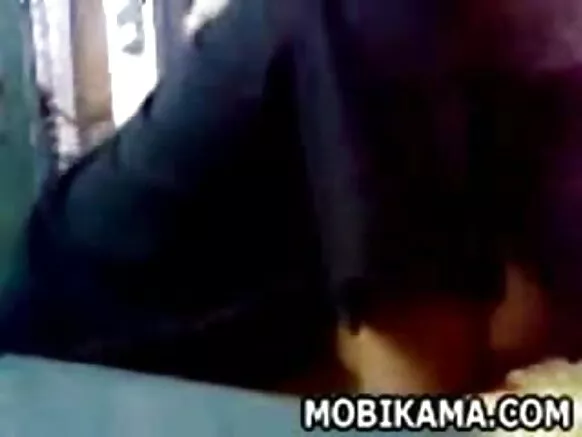 Indian obo onibaje lẹwa tara pẹlu ńlá kẹtẹkẹtẹ.