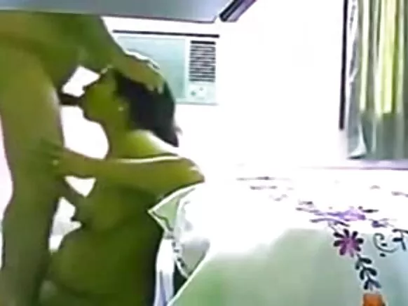 Desi farasin Kame.awo-ori aunty siiyan akukọ aladugbo on iya Kame.awo-ori ati ọmọbinrin xxx aṣebiakọ.