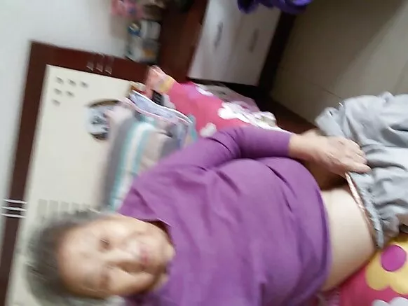 Aladugbo atijọ pẹlu awọn dicks nla, hd.